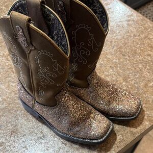 Girls Shyanne size 3 Glittery Brown cowgirl Cowboy Boots - so cute